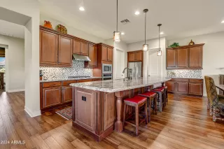 Photo #4: 6773564 Listing