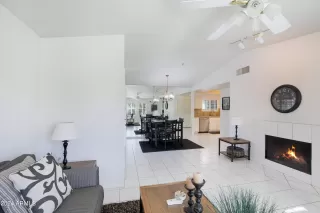 Photo #6: 6773798 Listing 