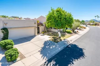 Photo #2: 6774169 Listing