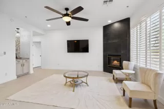 Photo #6: 6774524 Listing