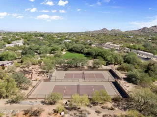 Photo #4: 6774632 Listing