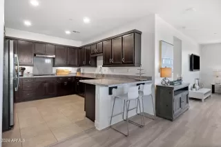 Photo #6: 6774632 Listing