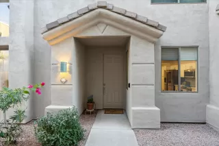 Photo #1: 6775071 Listing 