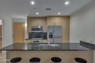 Photo #2: 6775140 Listing