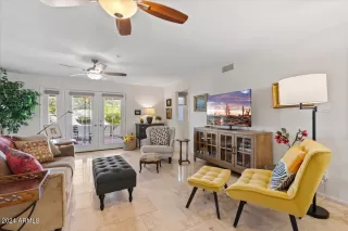 Photo #3: 6775295 Listing