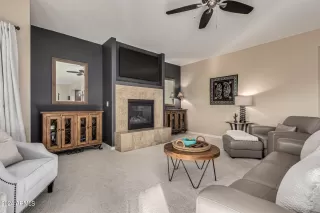 Photo #5: 6775449 Listing