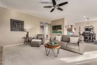 Photo #6: 6775449 Listing