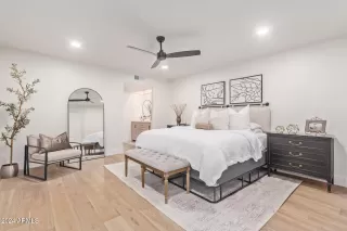 Photo #6: 6775626 Listing 