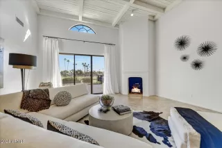 Photo #3: 6775663 Listing