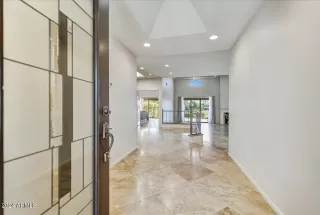 Photo #4: 6775663 Listing