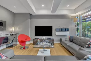 Photo #6: 6775711 Listing