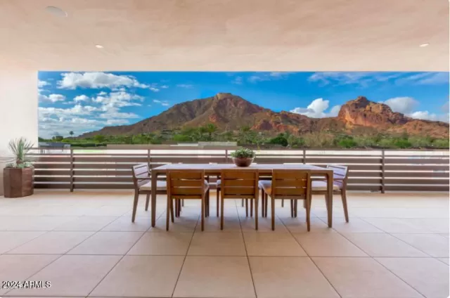 MLS: 6775770 Condo For Sale