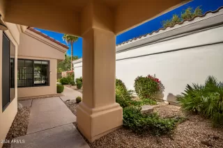 Photo #4: 6775793 Listing