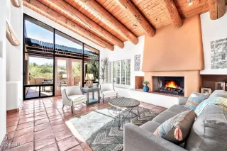 Photo #1: 6775889 Listing