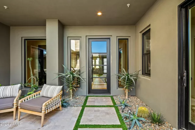 MLS: 6775900 Condo For Sale