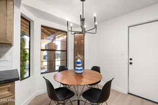 Photo #6: 6775988 Listing 