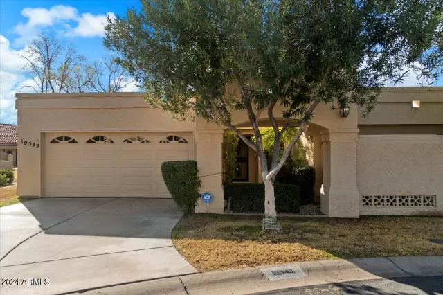 MLS: 6776326 Condo For Sale