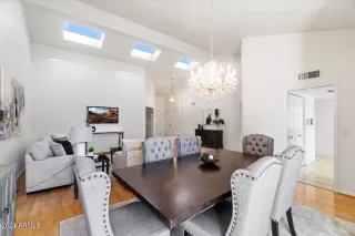 Photo #3: 6776326 Listing
