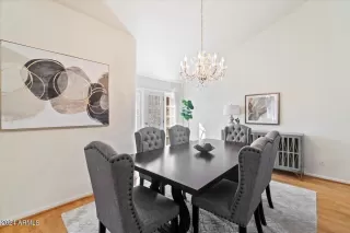 Photo #4: 6776326 Listing