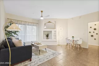 Photo #2: 6776435 Listing 