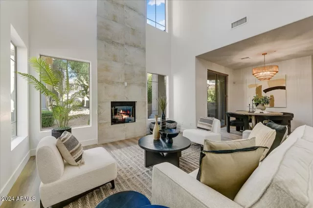 MLS: 6776523 Condo For Sale