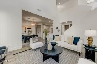 Photo #2: 6776523 Listing 