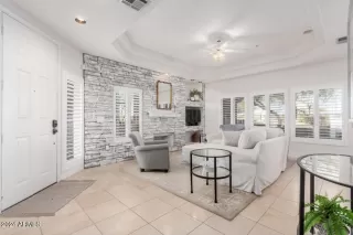 Photo #1: 6776536 Listing