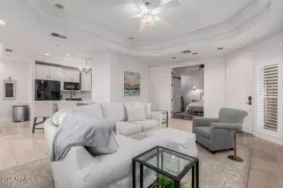 Photo #2: 6776536 Listing