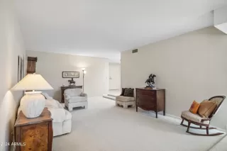 Photo #6: 6776628 Listing 