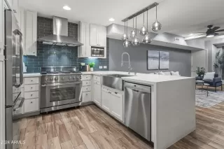 Photo #1: 6776813 Listing