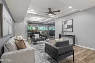 Photo #4: 6776813 Listing