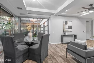 Photo #5: 6776813 Listing