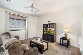 Photo #3: 6776901 Listing