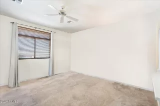 Photo #4: 6776901 Listing