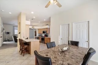 Photo #5: 6776901 Listing