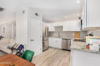 Photo #1: 6777686 Listing