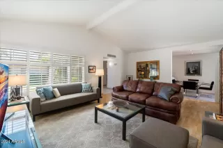 Photo #3: 6777707 Listing 