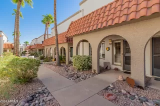 Photo #2: 6777937 Listing