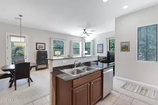 Photo #3: 6778262 Listing