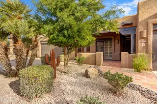 Photo #2: 6778329 Listing