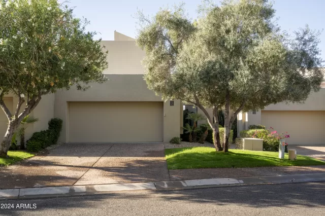 MLS: 6778369 Condo For Sale