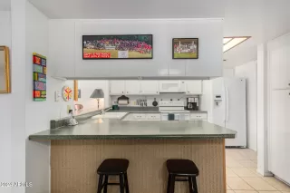 Photo #5: 6778463 Listing