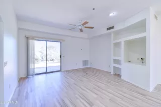 Photo #3: 6778609 Listing