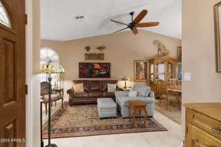 Photo #6: 6778667 Listing