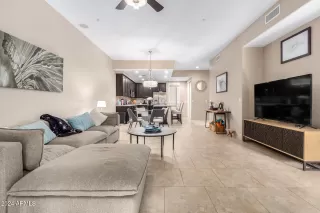 Photo #6: 6778690 Listing 