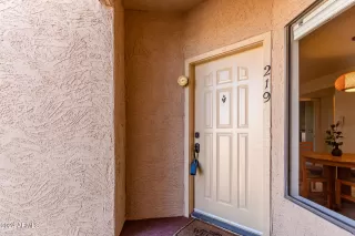 Photo #1: 6779092 Listing
