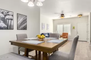 Photo #4: 6779253 Listing