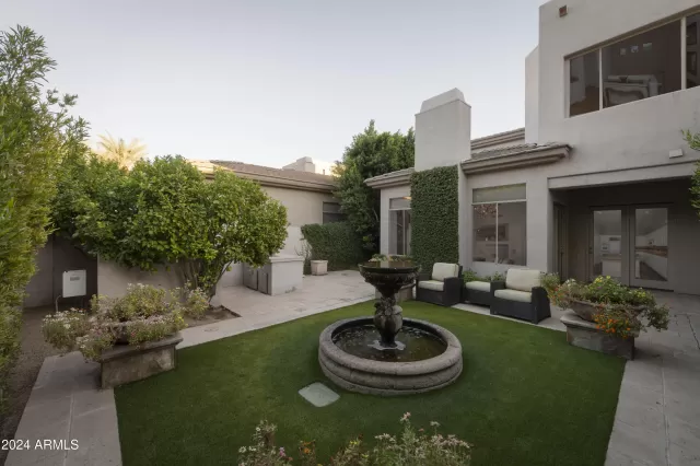 MLS: 6779525 Condo For Sale