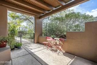 Photo #4: 6779829 Listing