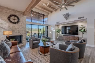 Photo #5: 6779829 Listing